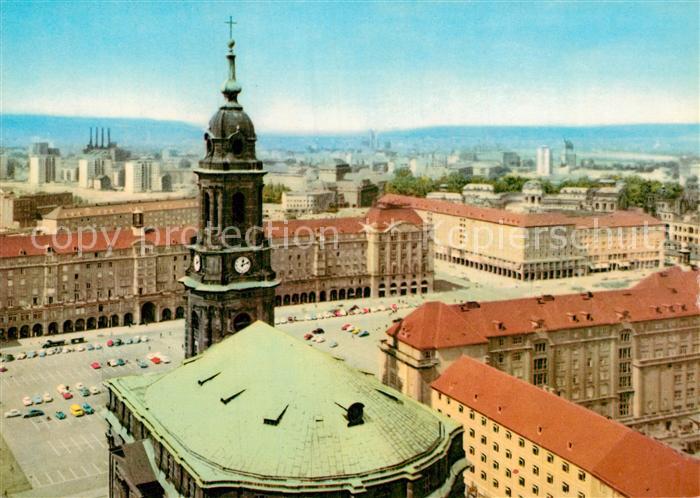 DRESDEN Elbe Blick auf Kreuzkirche und Altmarkt
