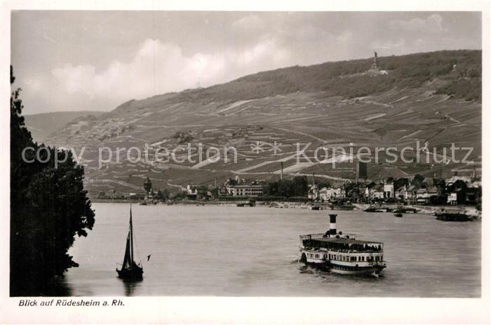 Ruedesheim Rhein Faehrschiff