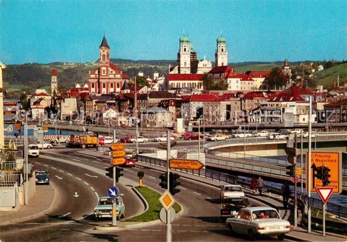 Passau Schanzelbruecke Altstadt Donau