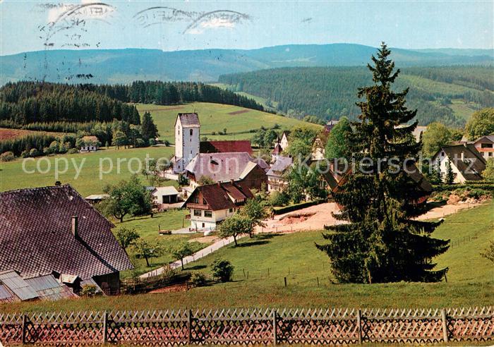 Saig Schwarzwald Suedhang des Hochfirst Kirche Teilansicht