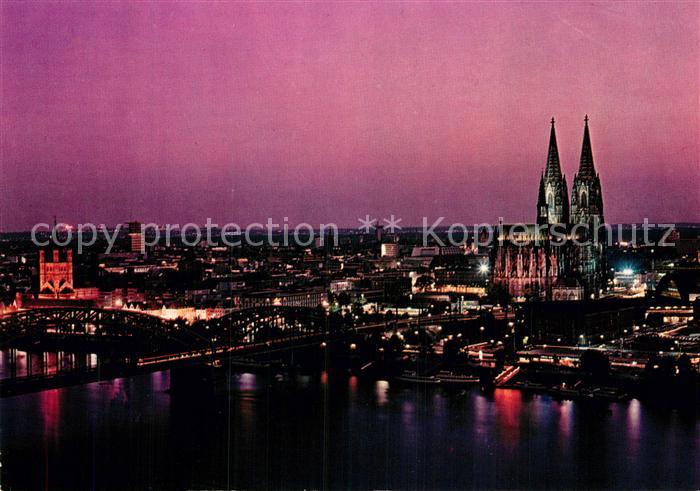Koeln Rhein Dompanorama bei Nacht