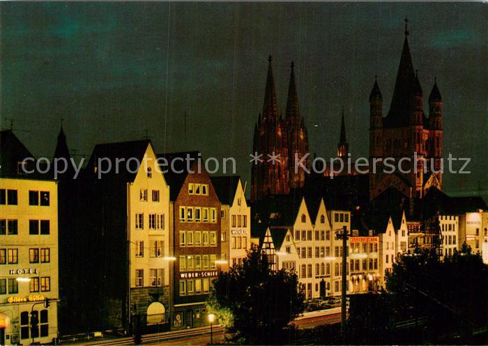 Koeln Rhein Rheinufer Dom und Gross Sankt Martin