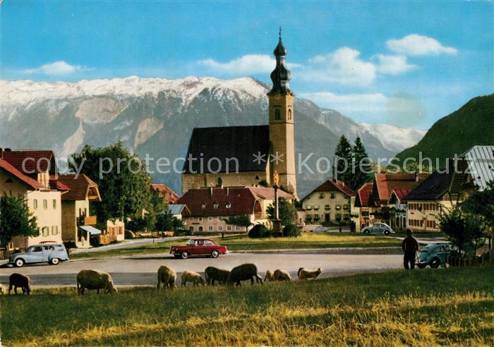 Anger Chiemgau Dorfplatz Untersberg