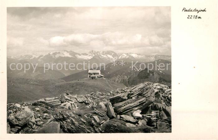 Padasterjoch Naturfreundehaus mit Zillertaler Alpen