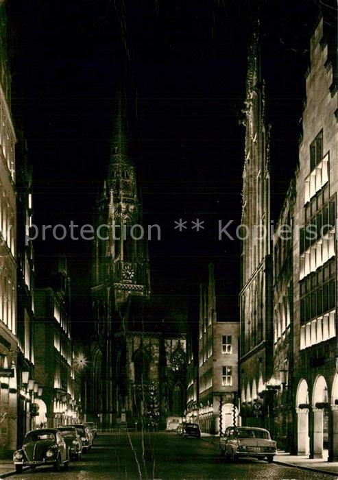 Muenster Westfalen Prinzipalmarkt in Festbeleuchtung