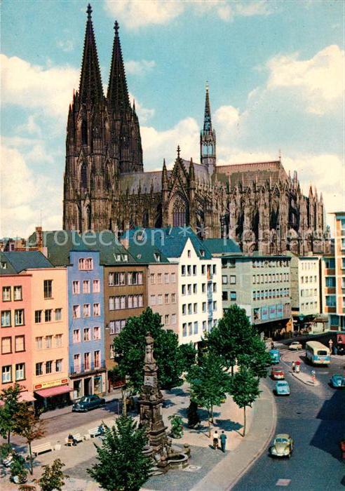 Koeln Rhein Alter Markt und Dom