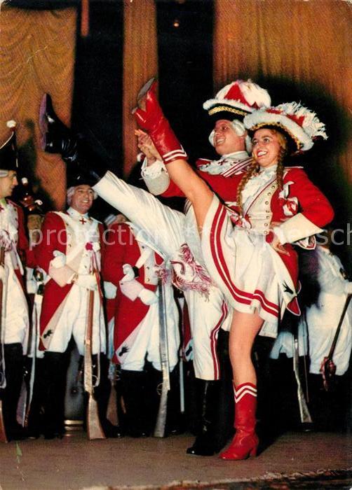 Koeln Rhein Mariechentanz der Roten Funken