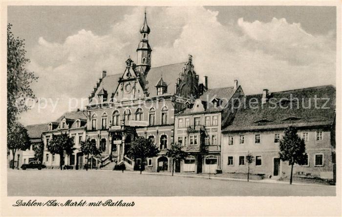 Dahlen Stendal Markt mit Rathaus