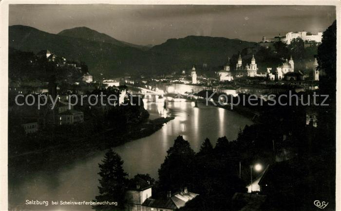 Salzburg Oesterreich bei Nacht