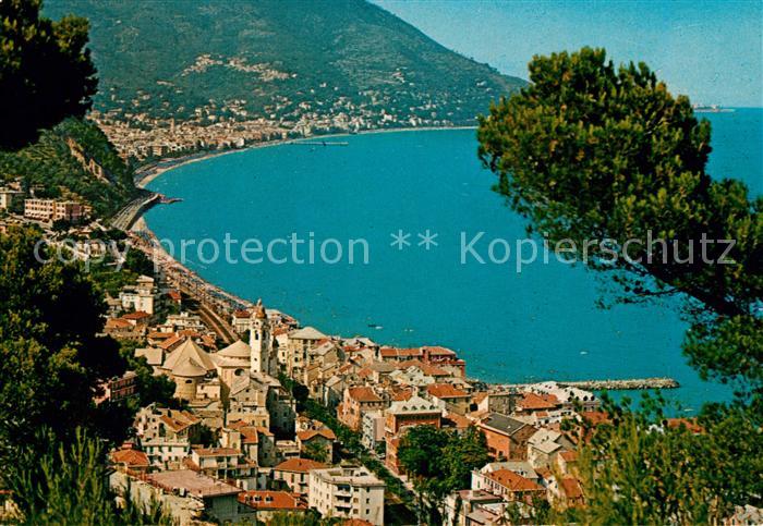 Laigueglia  Riviera dei Fiori Panorama sullo sfondo Alassio