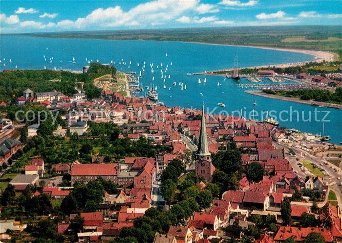 Travemuende Ostseebad Fliegeraufnahme