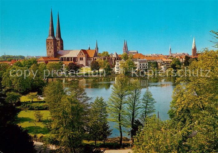 Luebeck Muehlenteich Dom Tuermen