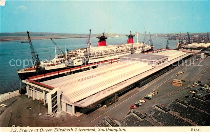 Dampfer Oceanliner S.S. France Queen Elizabeth 2 Terminal Southampton