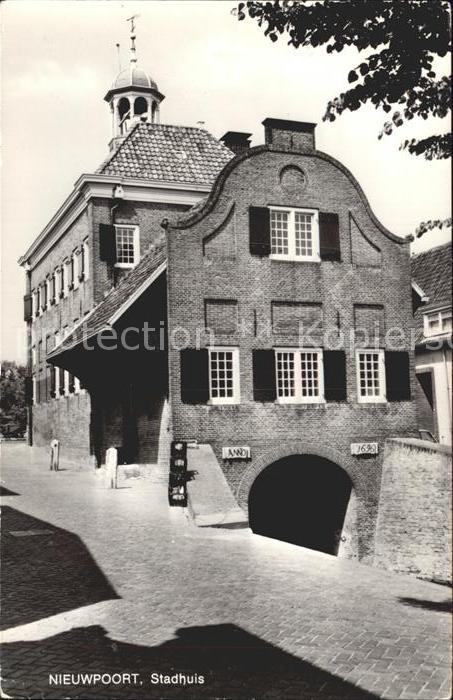 Nieuwpoort Molenwaard Stadhuis