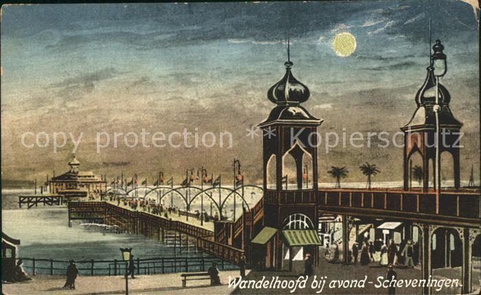 Scheveningen Wandelhoofd bij avond