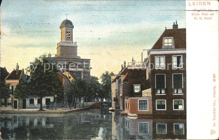 Leiden Gezicht op Stille Rijn en RK Kerk