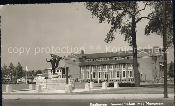 Eindhoven Netherlands Gemeentehuis met Monument