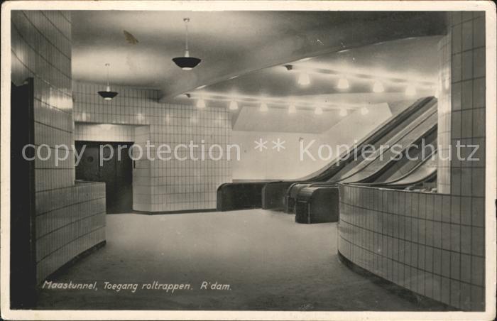 Rotterdam Maastunnel Toegang roltrappen