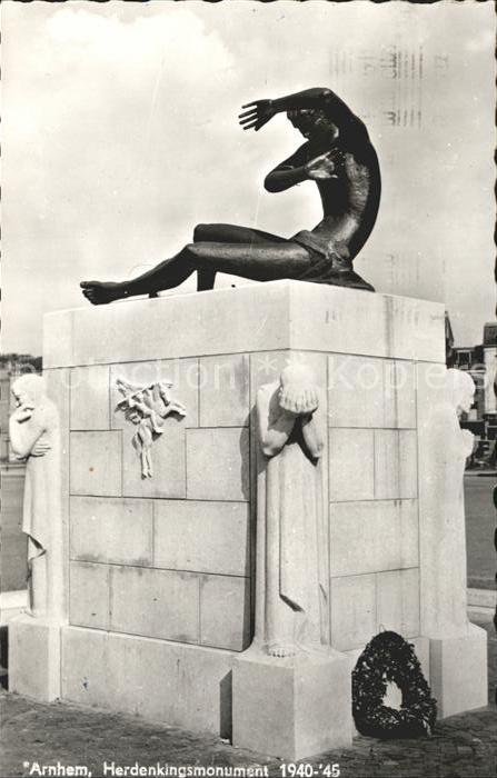 Arnhem Herdenkingsmonument Denkmal