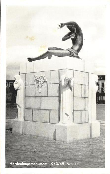 Arnhem Herdenkingsmonument Denkmal