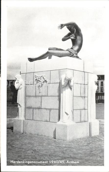 Arnhem Herdenkingsmonument Denkmal