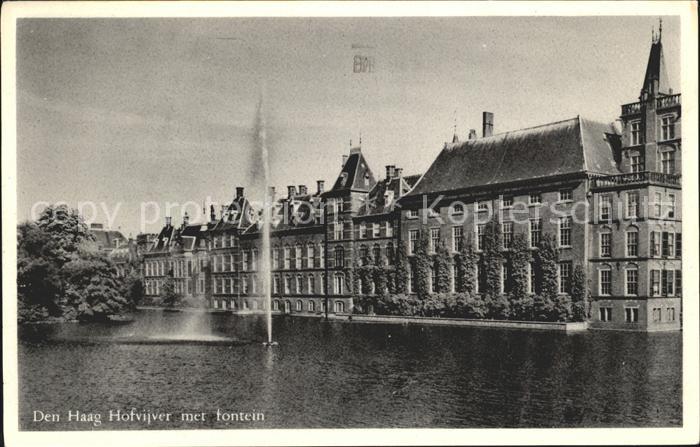 Den Haag Hofvijver met fontein