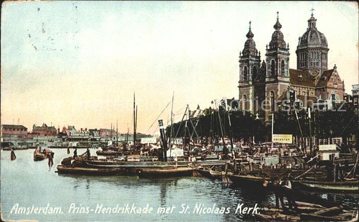 Amsterdam Niederlande Prins Hendrikkade St Nicolaas Kerk Schiffe