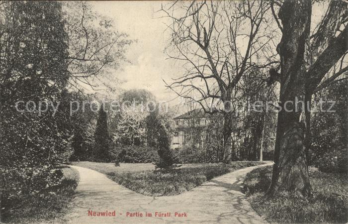 Neuwied Rhein Partie im fuerstlichen Park
