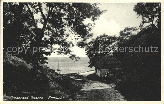 Goehren Ruegen Schlucht Zugang zum Strand