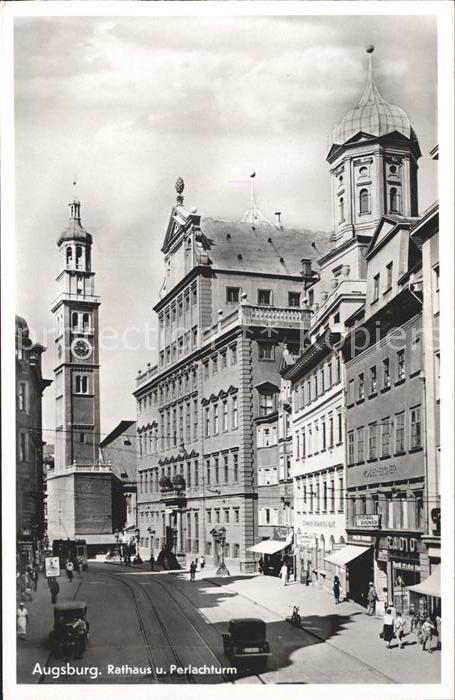 Augsburg Rathaus und Perlachturm Autos