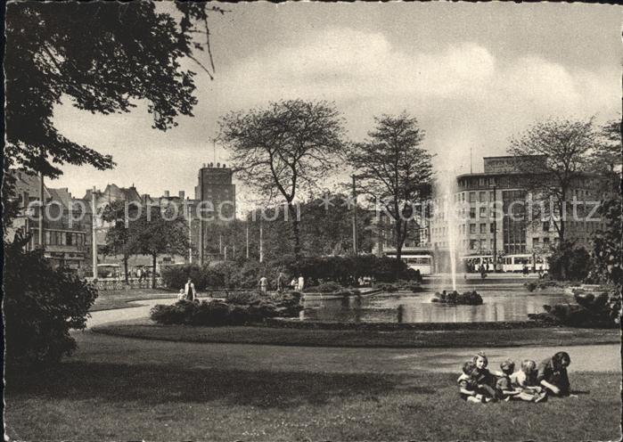 Koeln Rhein Ebertplatz Kinder