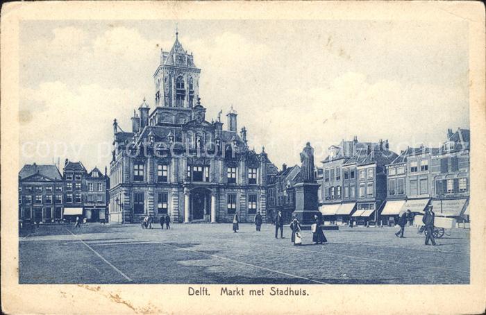 Delft Markt met Stadhuis