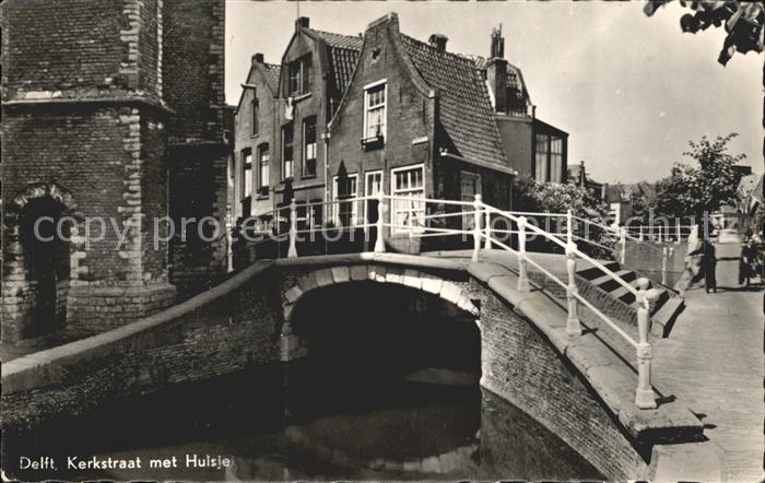Delft Kerkstraat met Hulsje