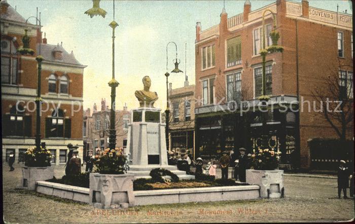 Apeldoorn Marktplein Monument Willem