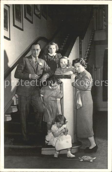 Adel Niederlande Koenigin Juliana Prinz Bernhard Kinder Paleis Soestdijk