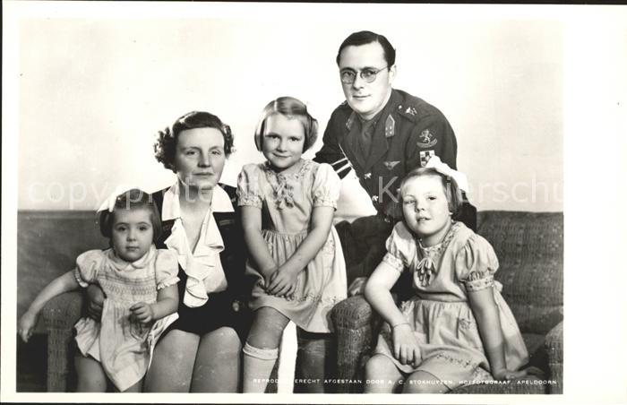 Adel Niederlande Koenigin Juliana Prinz Bernhard Prinzessinen