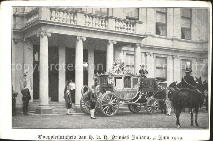 Adel Niederlande Taufe Prinzessin Juliana Pferdekutsche