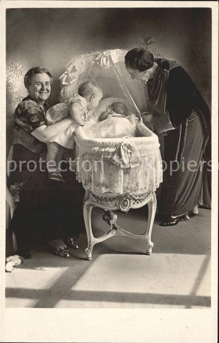 Adel Niederlande Koenigin Wilhelmina Prinzessinen