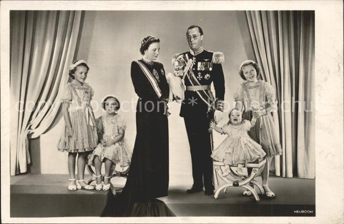 Adel Niederlande Koenigin Juliana Prinz Bernhard Beatrix Irene Margriet Christin