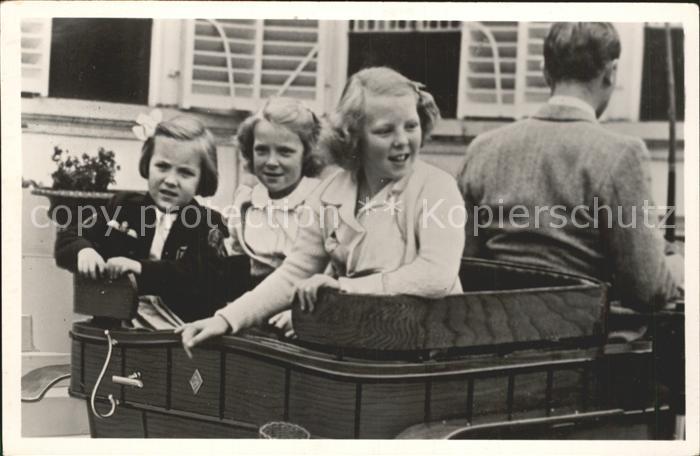 Adel Niederlande Prinzessin Beatrix Irene und Margriet Soestdijk