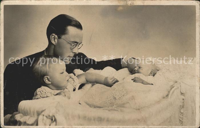 Adel Niederlande Prinz Bernhard Prinzessinen Beatrix Irene