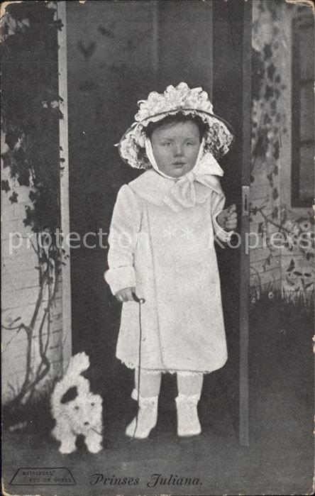 Adel Niederlande Prinzessin Juliana Plueschhund