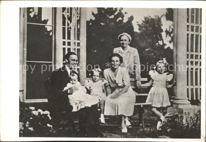 Adel Niederlande Prinzessin Juliana Prinz Bernhard Toechter Koenigin-Mutter Emma