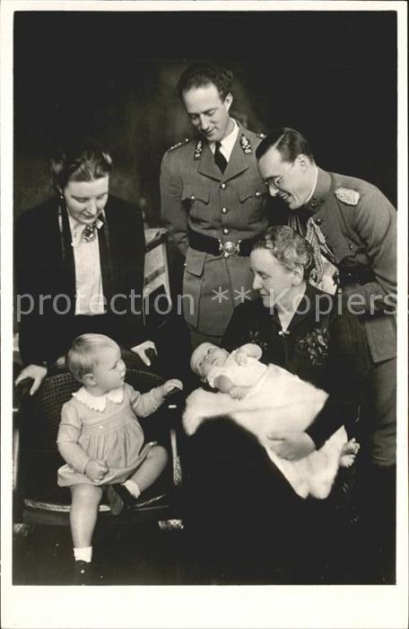 Adel Niederlande Koenig Leopold III Koenigin Wilhelmina Kronprinzessin Juliana