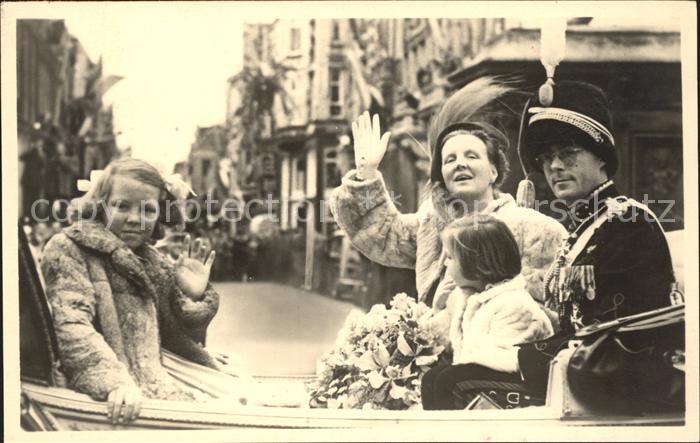 Adel Niederlande Koenigin Juliana Prinz Bernhard Prinzessin Beatrix