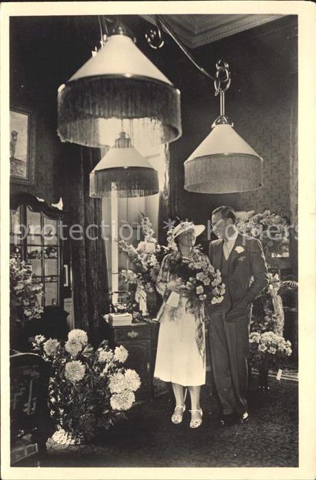 Adel Niederlande Prinzessin Juliana Prinz Bernhard Blume