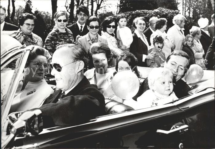 Adel Niederlande Koenigin Juliana Prinz Bernhard Prinzessin Beatrix Prinz Claus