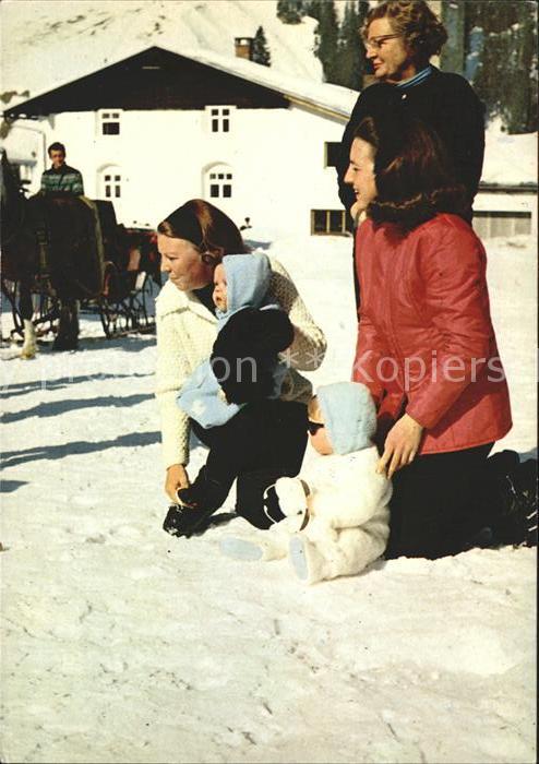 Adel Niederlande Winterurlaub Lech Koenigin Juliana Prinzessin Beatrix