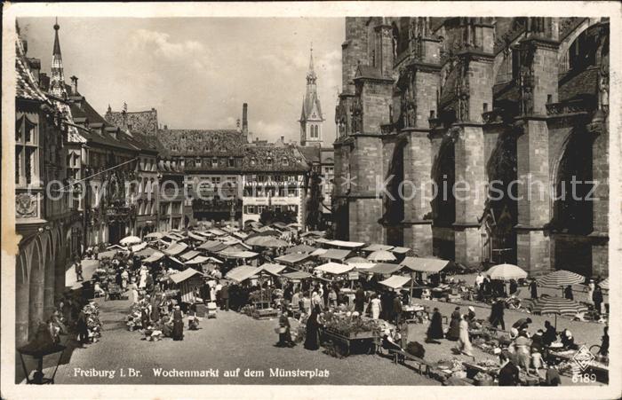 Freiburg Breisgau Wochenmarkt auf dem M?nsterplatz