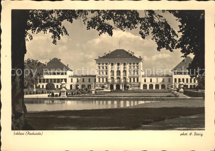 Muenchen Bayern Nymphenburg Schloss Parkseite